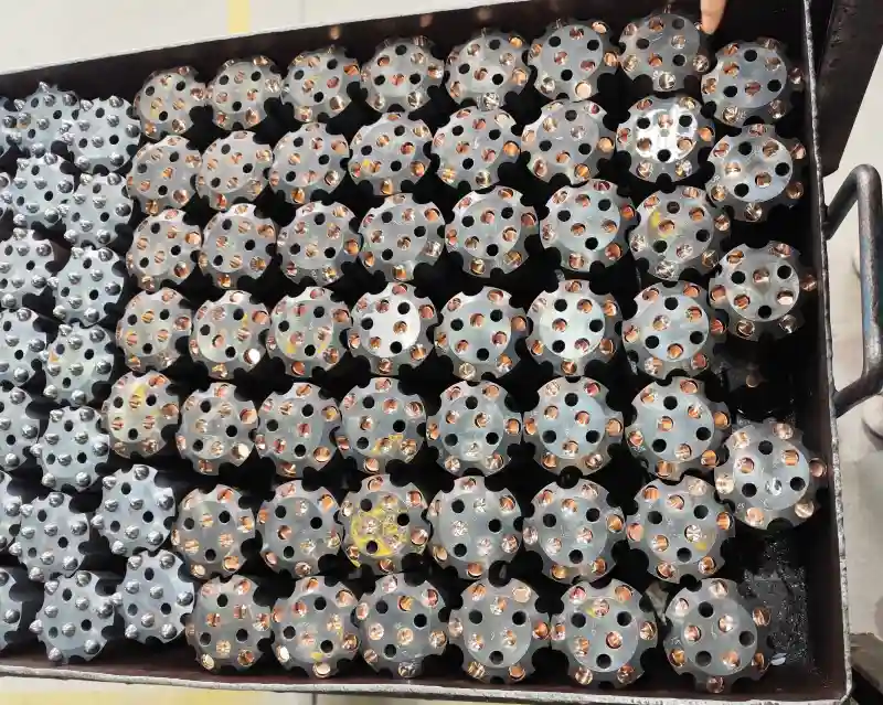 Brocas para perforación de rocas semiacabadas-1